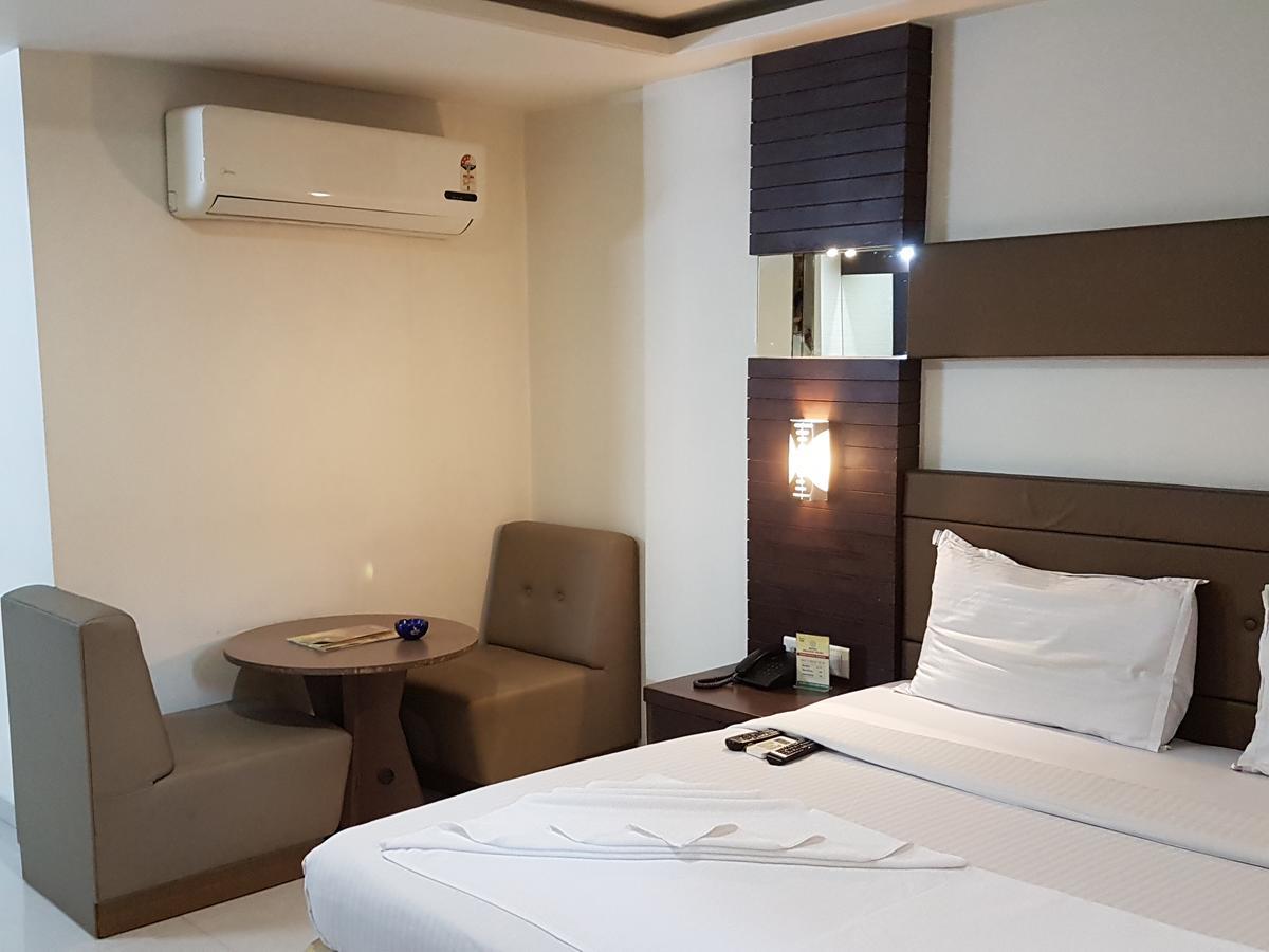 Swagath Grand Suchitra Hotell Hyderabad Eksteriør bilde
